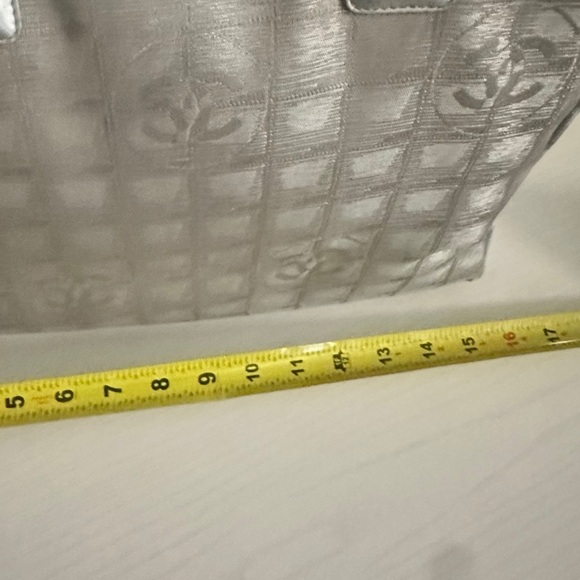 Chanel Travel Line Tote Shoulder bag - Picture 7 of 16